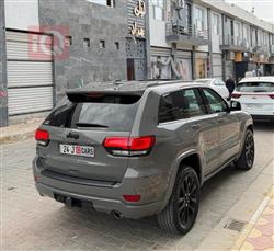 جيب جراند شيروكي